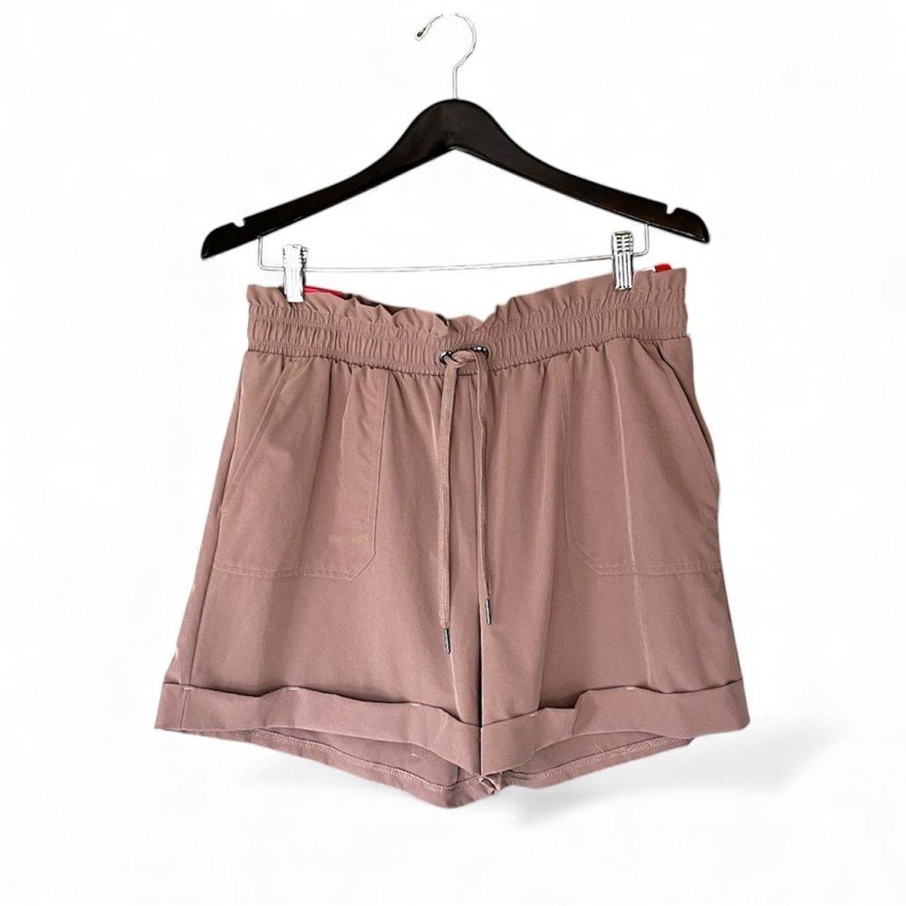 Danskin Women's Woven Paperbag Shorts Color Antler Casual Lightweight Size M New